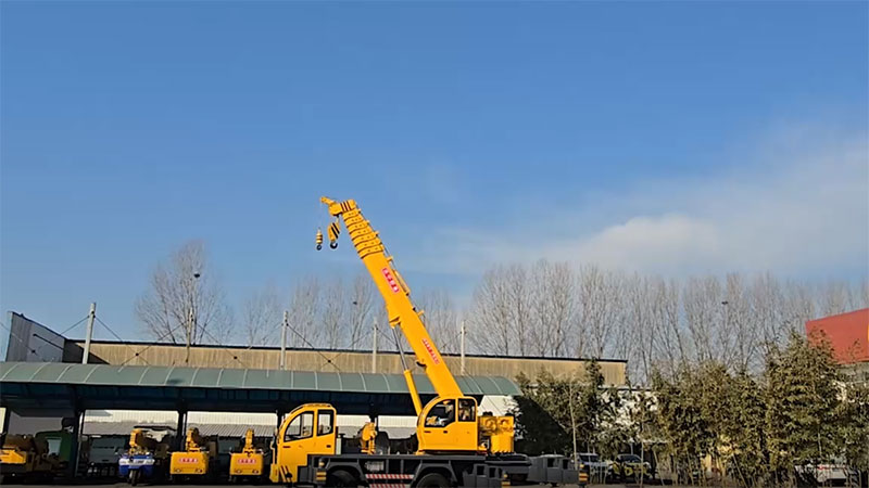 Колесный кран 16T, STSQ16D